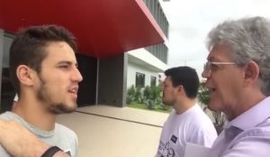 Ricardo e estudante